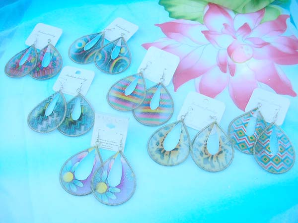 thread-earrings-raindrop-001-1