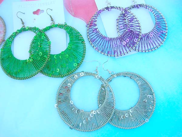 thread-earrings-sequins-001-2