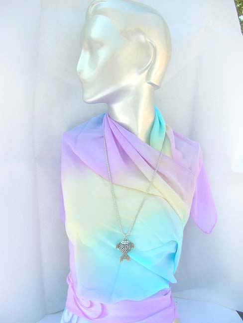 trendy-long-chain-necklaces-002