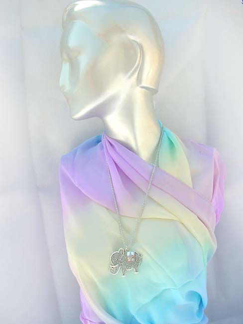 trendy-long-chain-necklaces-008