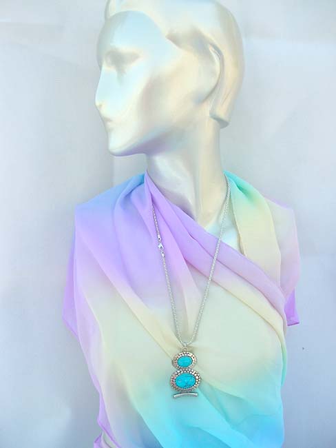trendy-long-chain-necklaces-018