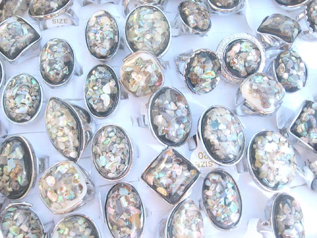 abalone-seashell-dome-rings-m