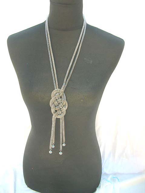 cz-stylish-long-necklaces-020m