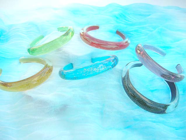 handblown-glass-bangles