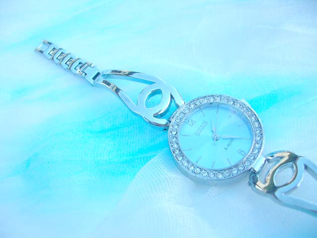 ladys-watches-bracelets-n72a