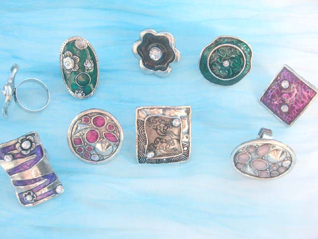 trendy-enamal-rings-m