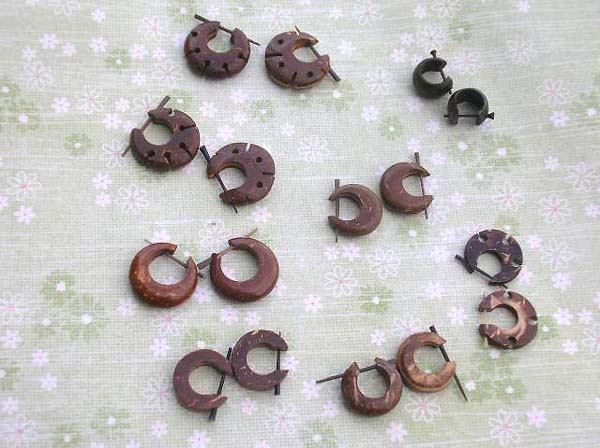 Discount wooden stick hoop earring in assorted pattern
