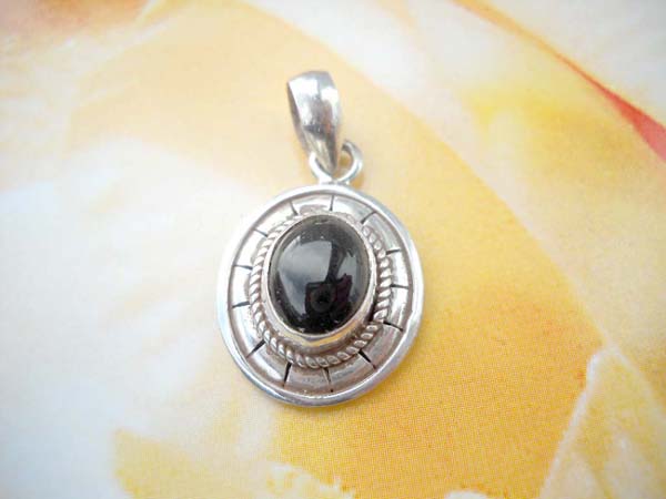  Fine 925. sterling silver black onyx new age pendant, wholesale jewelry in bulk