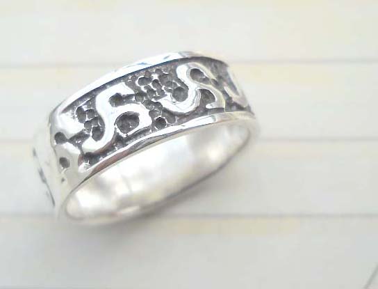 Celtic triple spiral design,designer inspired 925. sterling silver ring