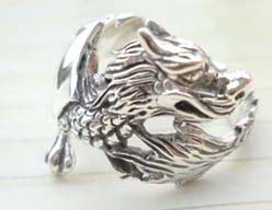 Trendy 925. stamped silver ring with dragon design
