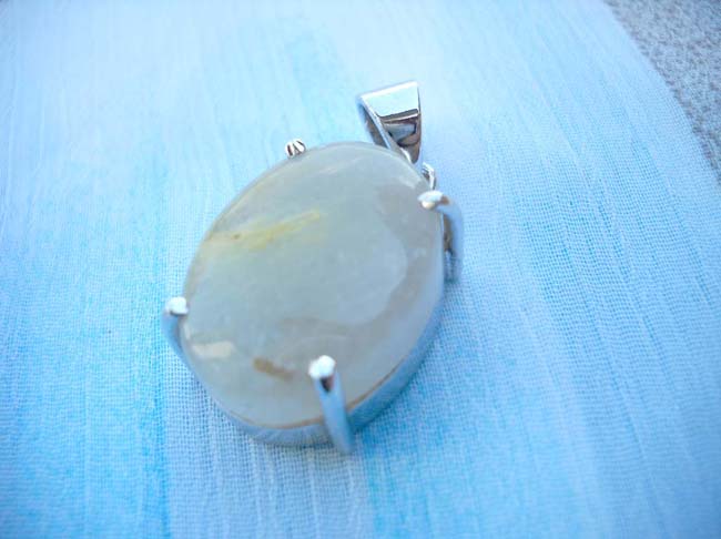 pendant2204