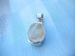 pendant2205