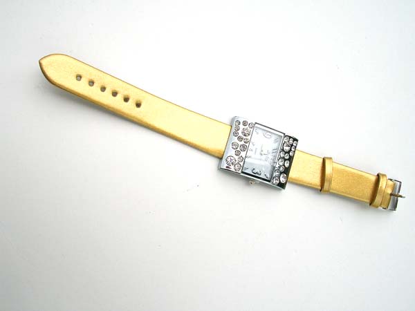 Lady multi spot clear cz golden wrist watch, wholesaler watches