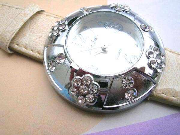 Seasonal gift fashion daisy clear cz cream watch, wholesale lady watches