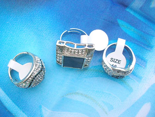 celebrity-style-jewelry-rings006
