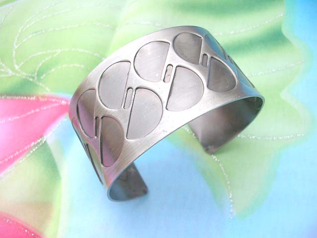 metal-cuff-036