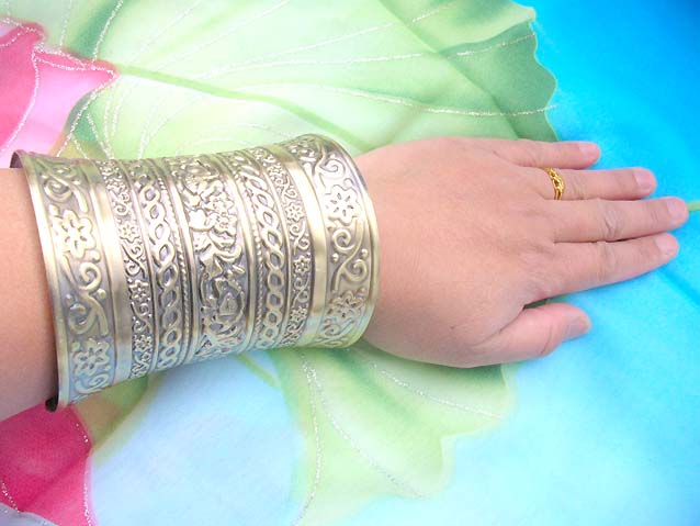 metal-cuff-044