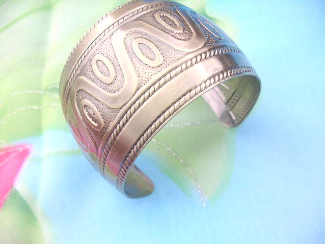metal-cuff-065