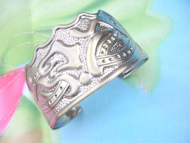 metal-cuff-070