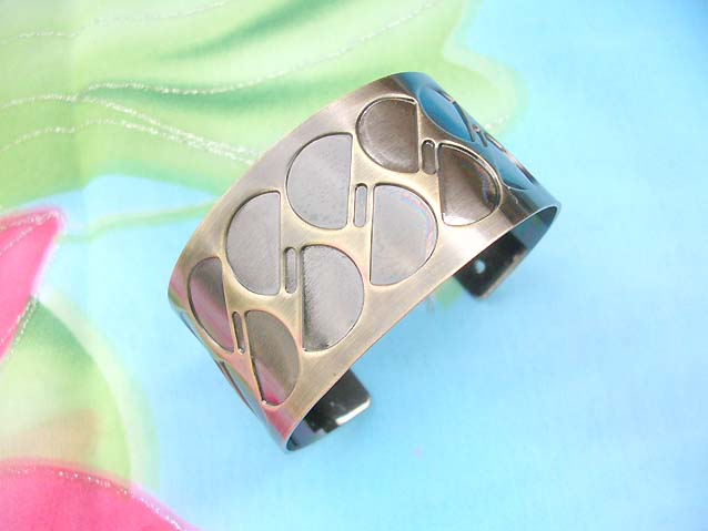 metal-cuff-078