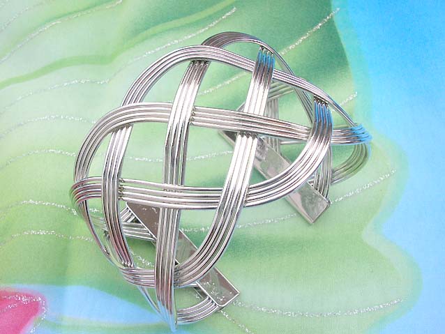 metal-cuff-096