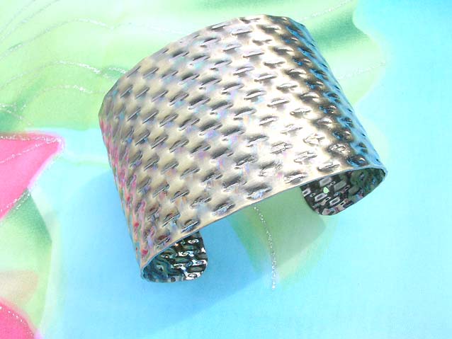 metal-cuff-105
