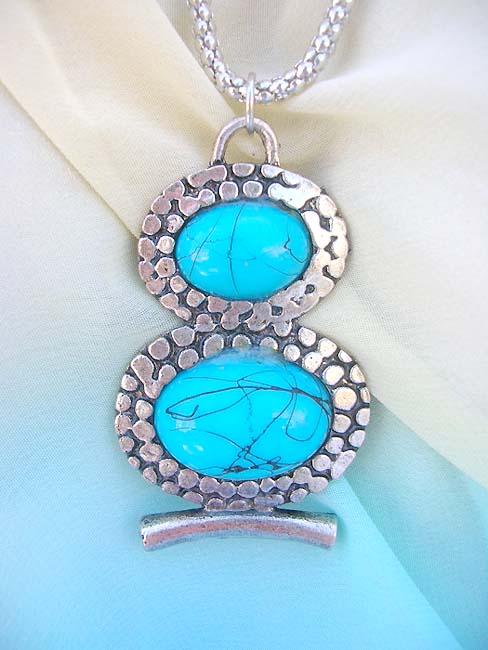 trendy-long-chain-necklaces-018pendant