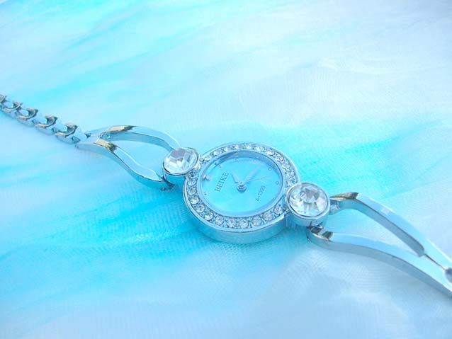cz-bracelet-watch-n75a