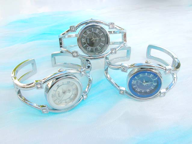 women-watches-n64a