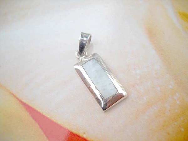  Excellent 925. sterling silver rectangular white seashell pendant, silver jewelry supplies