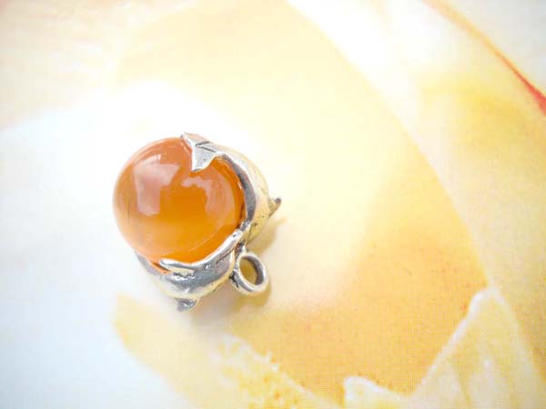  Playing dolphin holding orange amber, genius 925. sterling silver pendant, wholesale silver jewelry