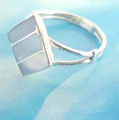 Collectible stamped 925 sterling silver diamond ring with blue seashell design